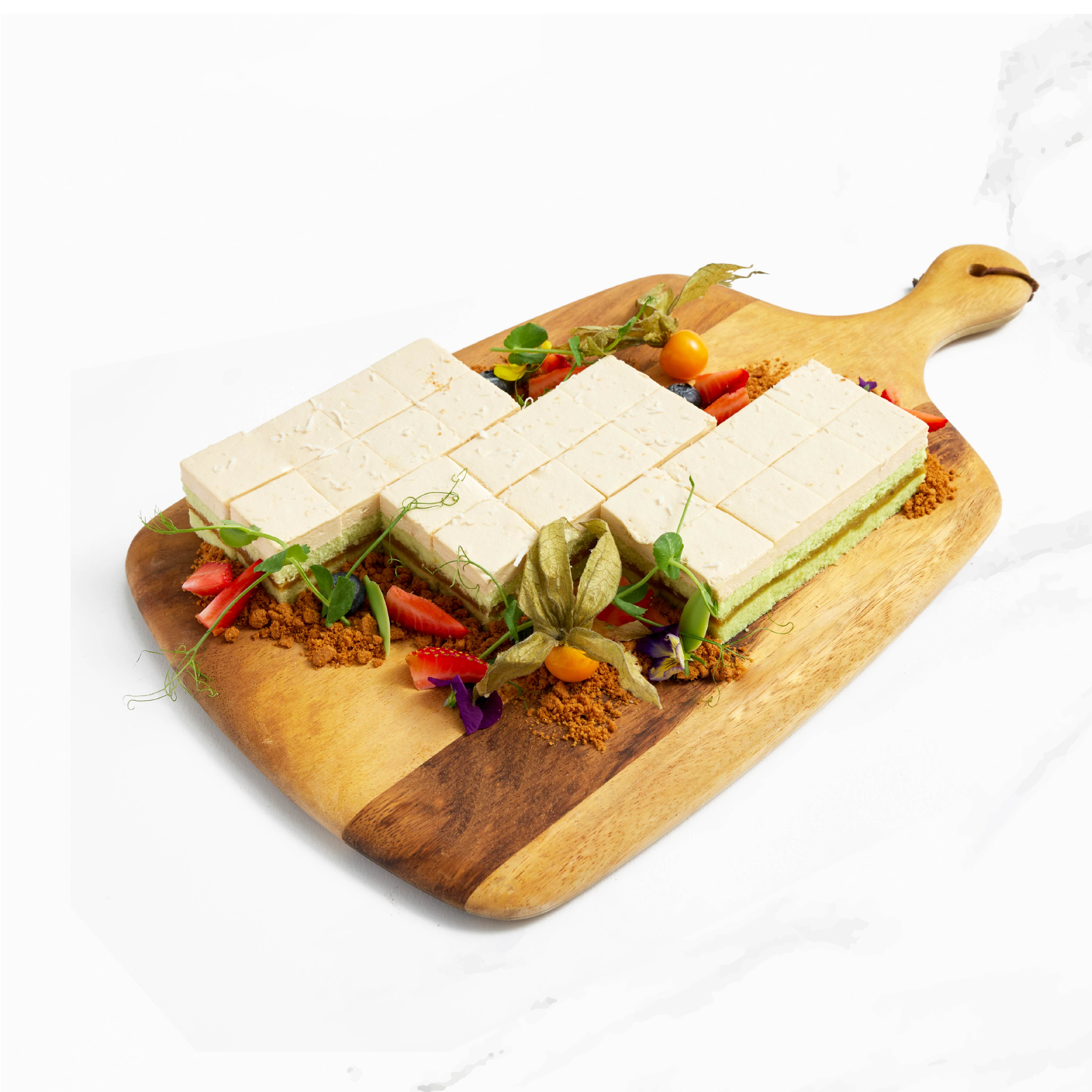 Peranakan Platters Party Set